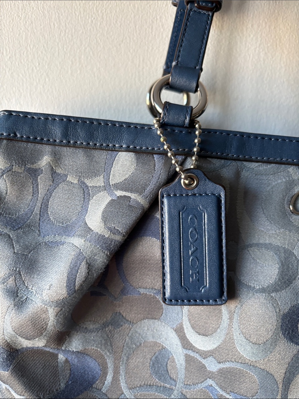 Authentic Coach Signature Canvas Tote in Navy and Gray - Picture 3 of 11